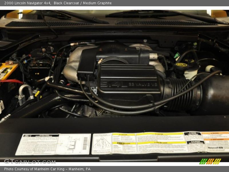Black Clearcoat / Medium Graphite 2000 Lincoln Navigator 4x4