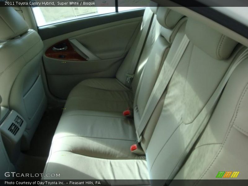 Super White / Bisque 2011 Toyota Camry Hybrid