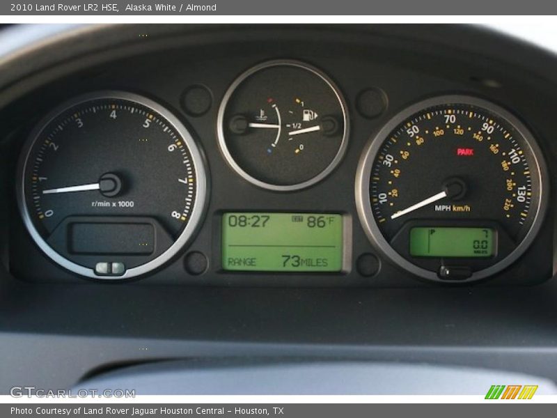 Alaska White / Almond 2010 Land Rover LR2 HSE