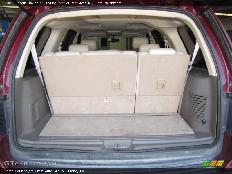 Merlot Red Metallic / Light Parchment 2004 Lincoln Navigator Luxury