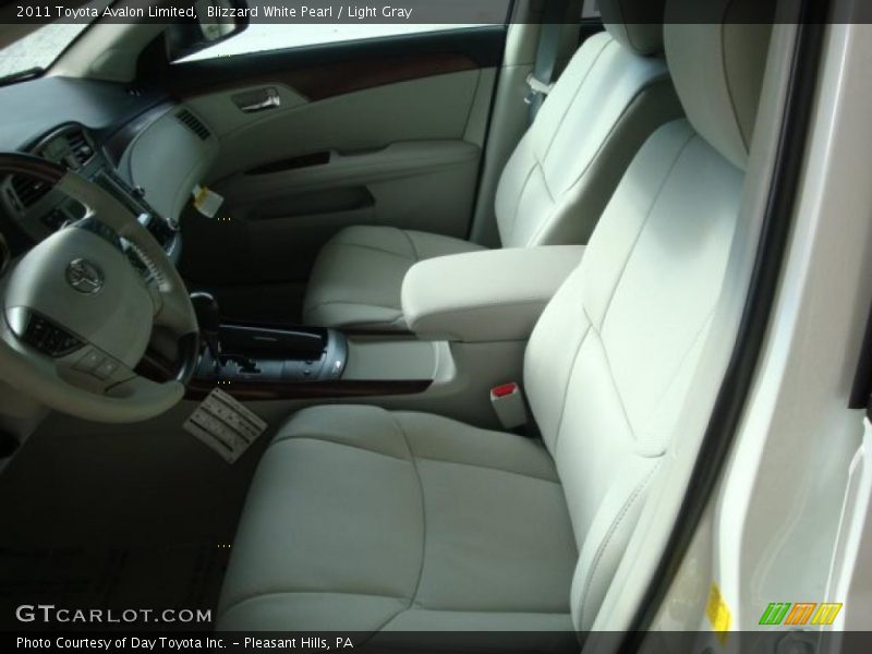 Blizzard White Pearl / Light Gray 2011 Toyota Avalon Limited