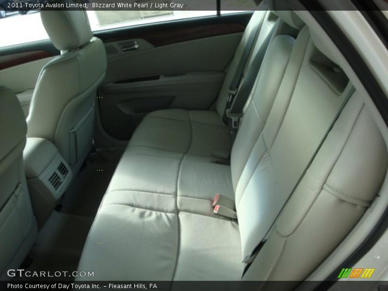 Blizzard White Pearl / Light Gray 2011 Toyota Avalon Limited