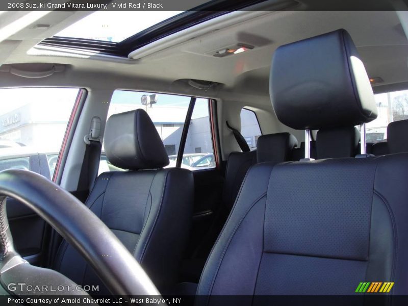 Vivid Red / Black 2008 Suzuki Grand Vitara Luxury