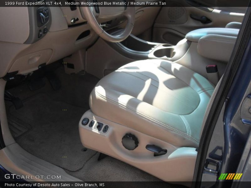 Medium Wedgewood Blue Metallic / Medium Prairie Tan 1999 Ford Expedition XLT 4x4