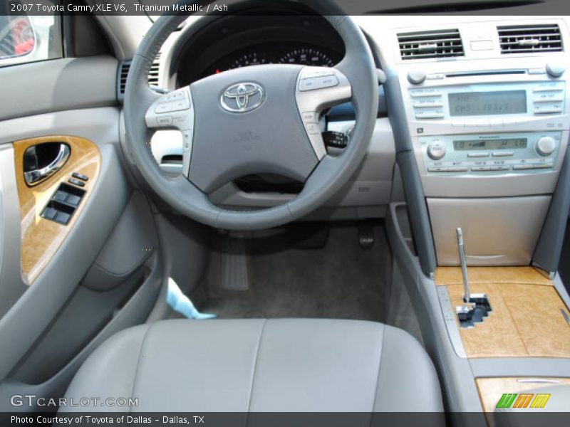 Titanium Metallic / Ash 2007 Toyota Camry XLE V6