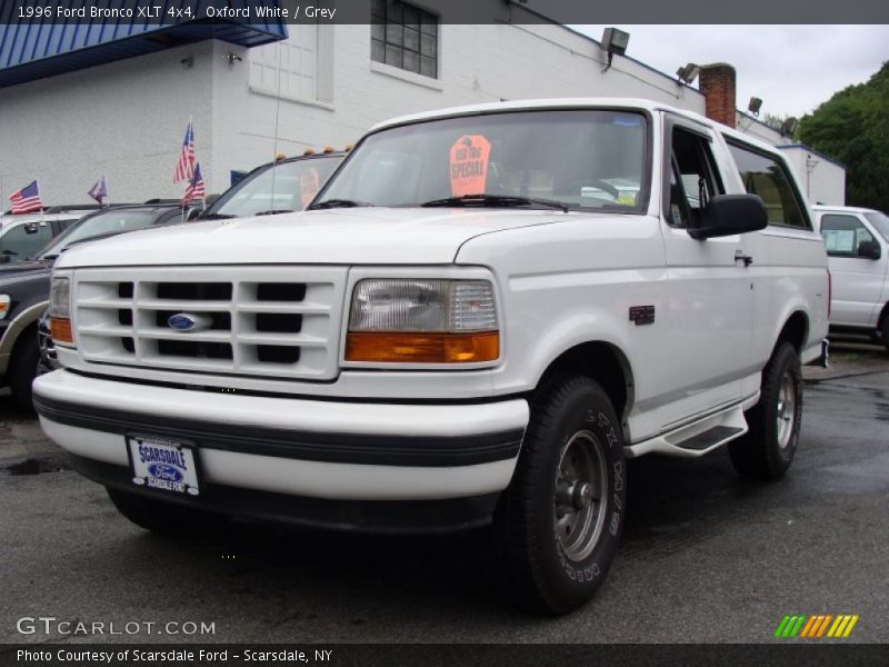 Oxford White / Grey 1996 Ford Bronco XLT 4x4