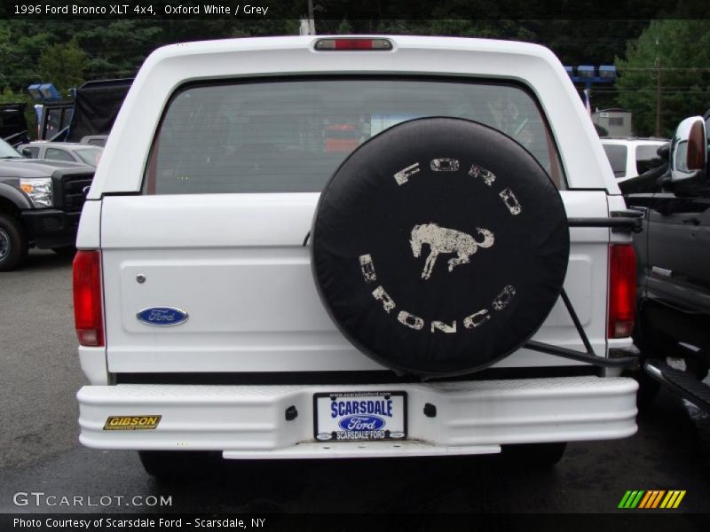 Oxford White / Grey 1996 Ford Bronco XLT 4x4