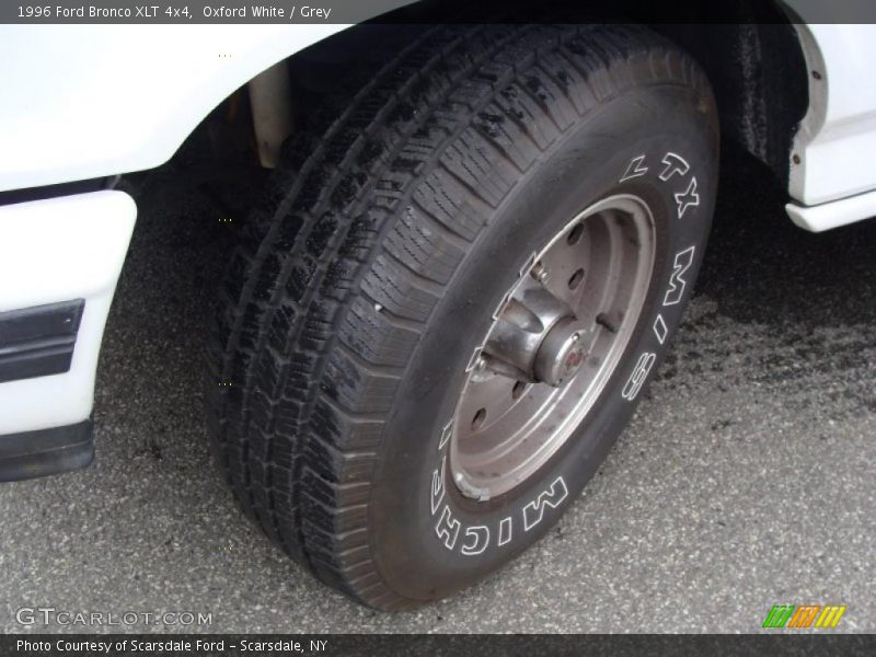 Oxford White / Grey 1996 Ford Bronco XLT 4x4