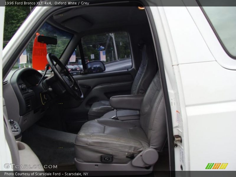 Oxford White / Grey 1996 Ford Bronco XLT 4x4