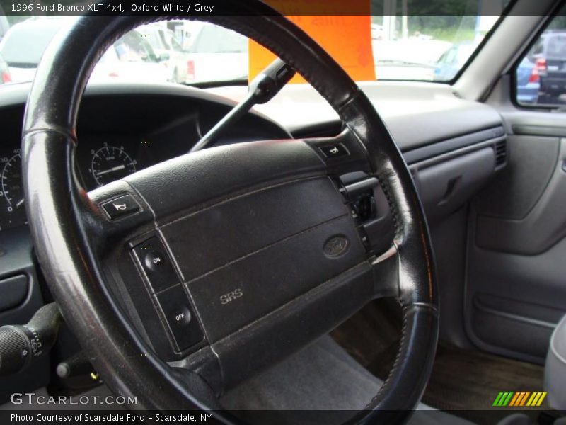 Oxford White / Grey 1996 Ford Bronco XLT 4x4