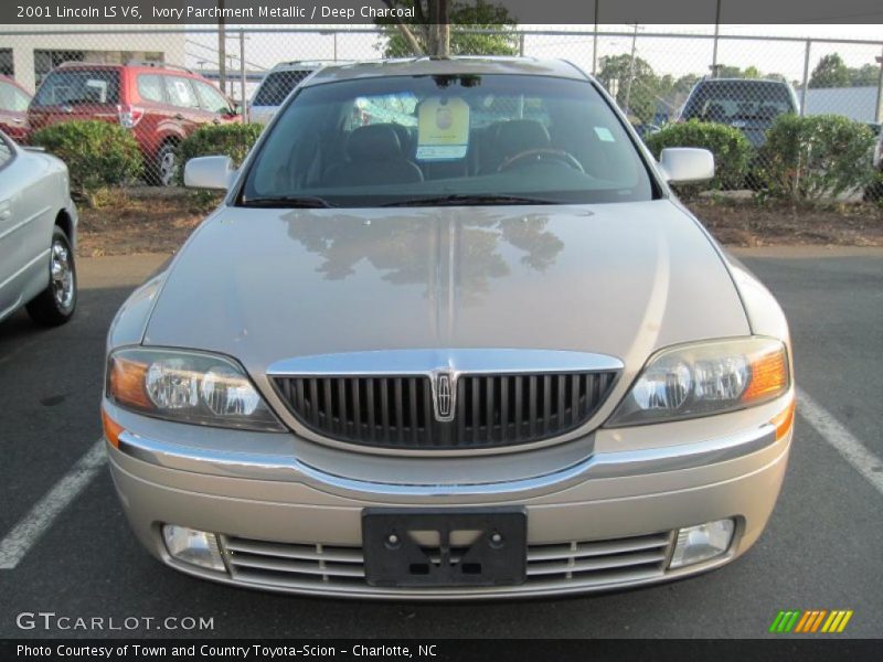 Ivory Parchment Metallic / Deep Charcoal 2001 Lincoln LS V6