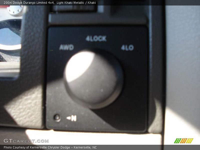 Light Khaki Metallic / Khaki 2004 Dodge Durango Limited 4x4