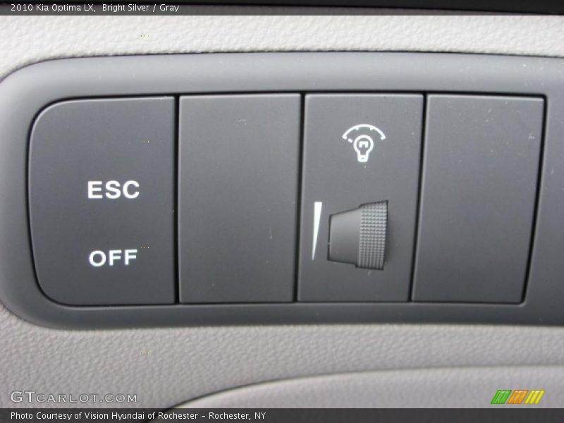 Bright Silver / Gray 2010 Kia Optima LX