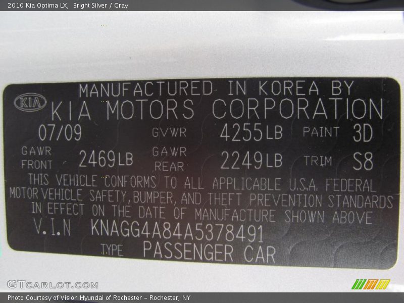 Bright Silver / Gray 2010 Kia Optima LX