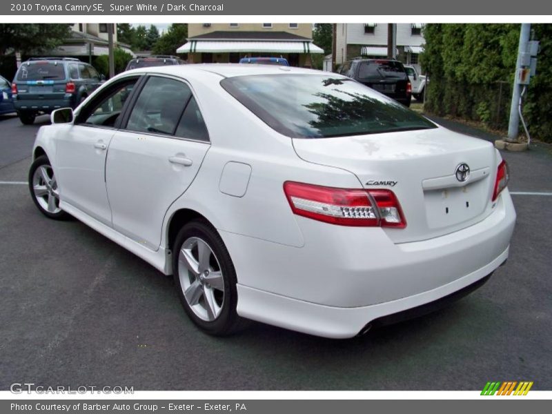 Super White / Dark Charcoal 2010 Toyota Camry SE