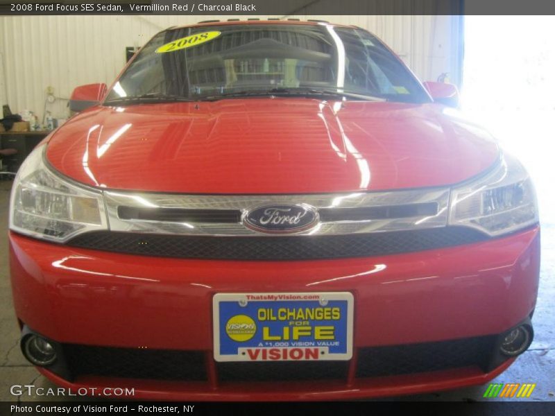 Vermillion Red / Charcoal Black 2008 Ford Focus SES Sedan