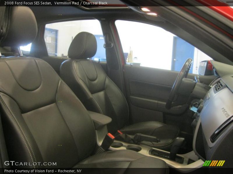 Vermillion Red / Charcoal Black 2008 Ford Focus SES Sedan