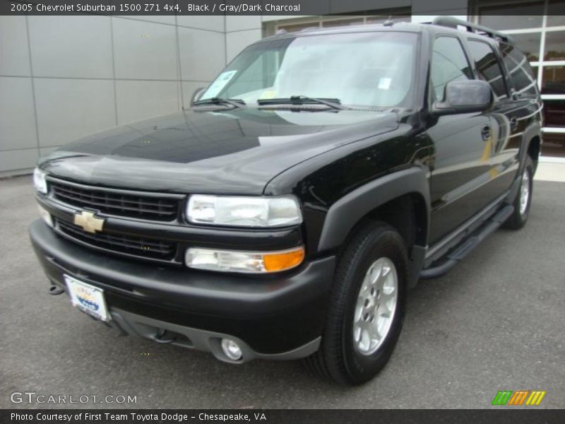 Black / Gray/Dark Charcoal 2005 Chevrolet Suburban 1500 Z71 4x4