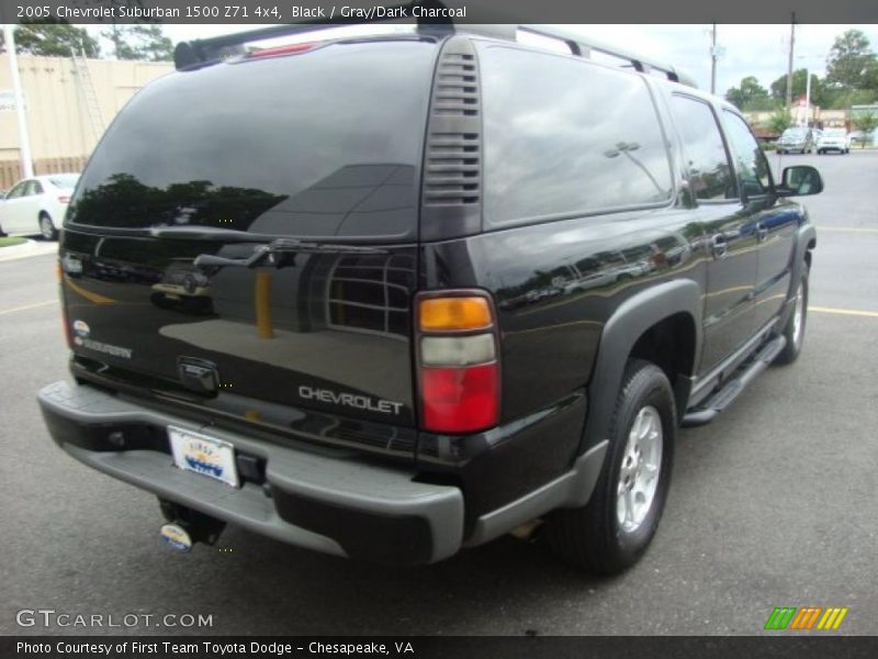 Black / Gray/Dark Charcoal 2005 Chevrolet Suburban 1500 Z71 4x4