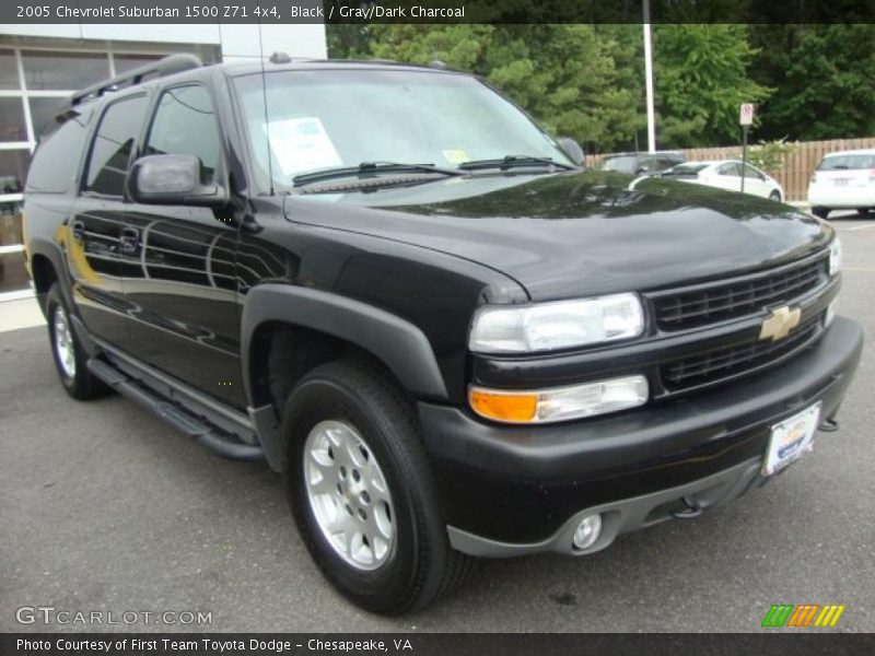 Black / Gray/Dark Charcoal 2005 Chevrolet Suburban 1500 Z71 4x4