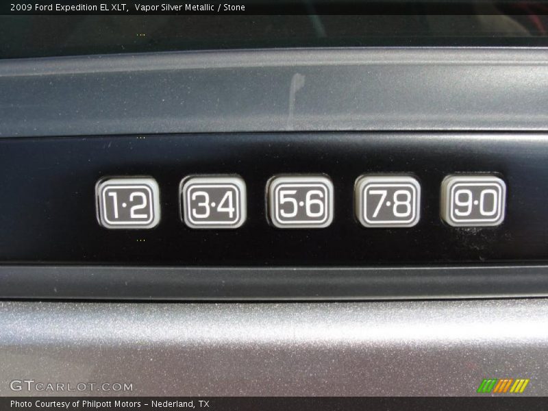 Vapor Silver Metallic / Stone 2009 Ford Expedition EL XLT