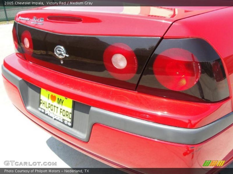 Victory Red / Medium Gray 2005 Chevrolet Impala