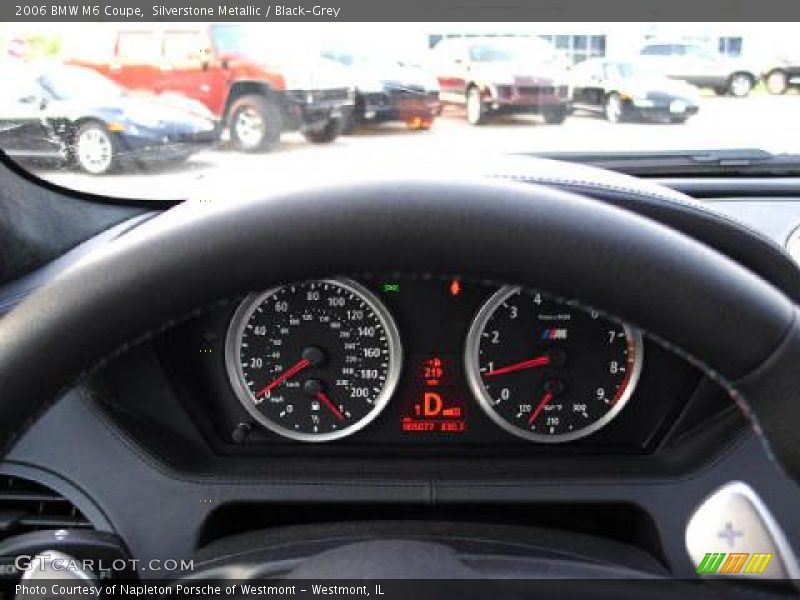 Silverstone Metallic / Black-Grey 2006 BMW M6 Coupe