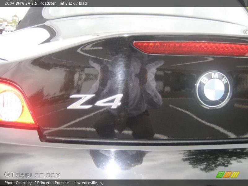Jet Black / Black 2004 BMW Z4 2.5i Roadster