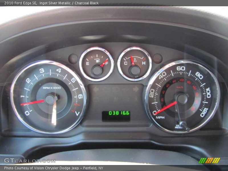 Ingot Silver Metallic / Charcoal Black 2010 Ford Edge SE