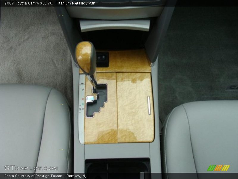 Titanium Metallic / Ash 2007 Toyota Camry XLE V6
