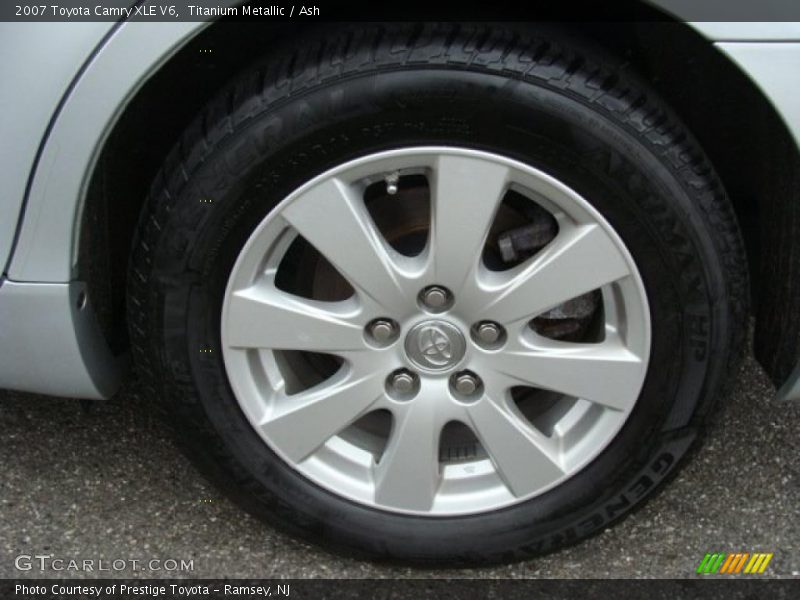 Titanium Metallic / Ash 2007 Toyota Camry XLE V6