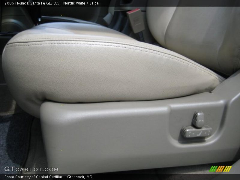 Nordic White / Beige 2006 Hyundai Santa Fe GLS 3.5