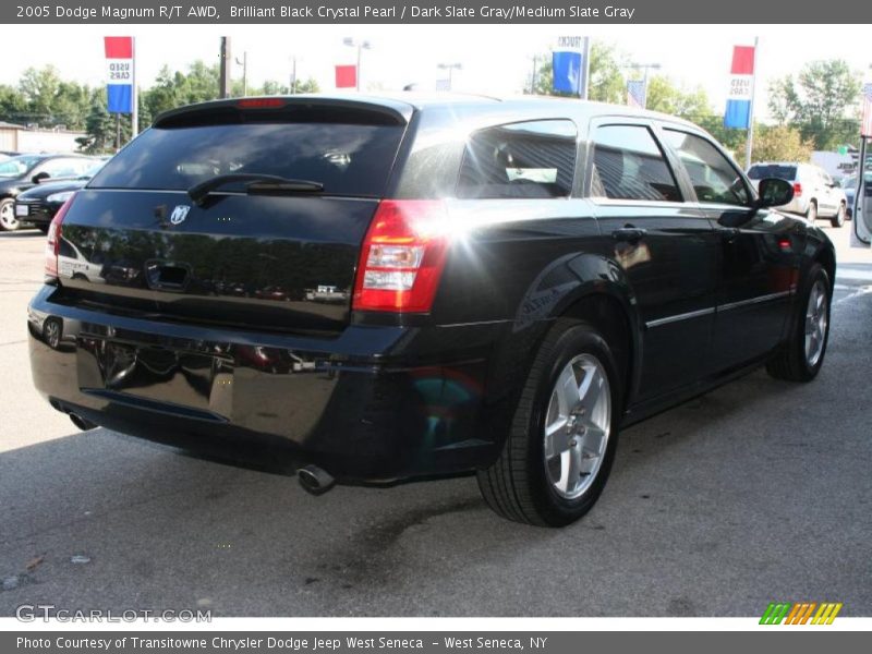 Brilliant Black Crystal Pearl / Dark Slate Gray/Medium Slate Gray 2005 Dodge Magnum R/T AWD
