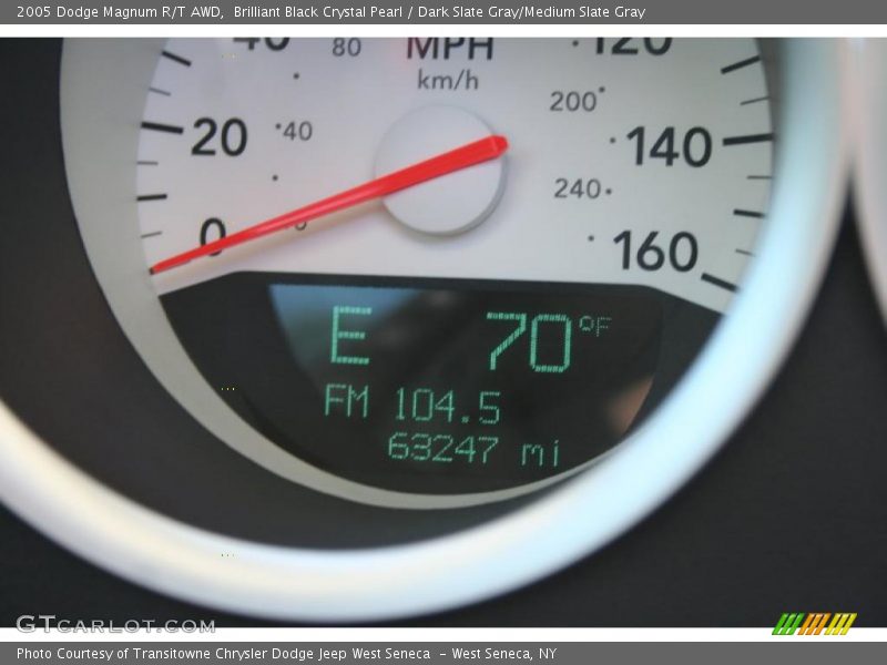 Brilliant Black Crystal Pearl / Dark Slate Gray/Medium Slate Gray 2005 Dodge Magnum R/T AWD