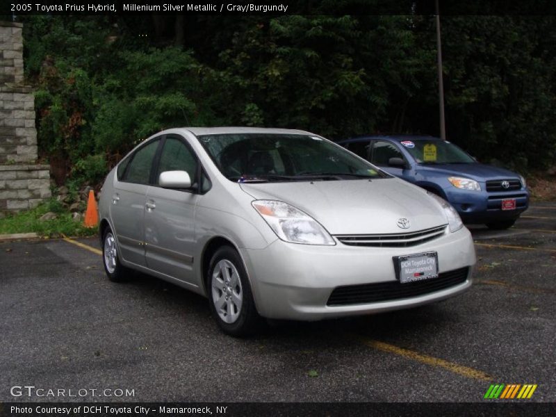 Millenium Silver Metallic / Gray/Burgundy 2005 Toyota Prius Hybrid