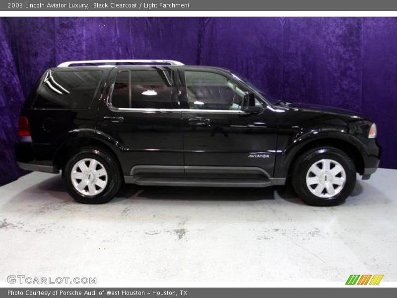 Black Clearcoat / Light Parchment 2003 Lincoln Aviator Luxury