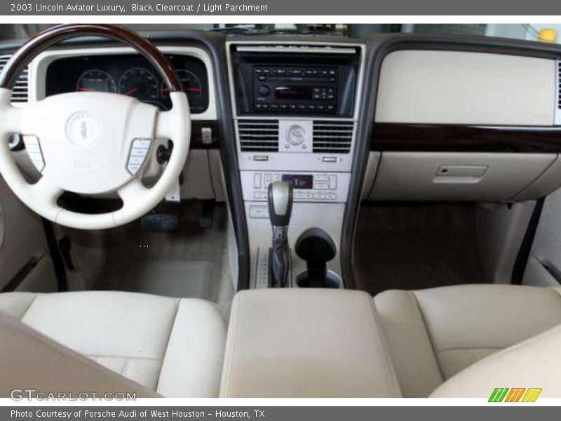 Black Clearcoat / Light Parchment 2003 Lincoln Aviator Luxury