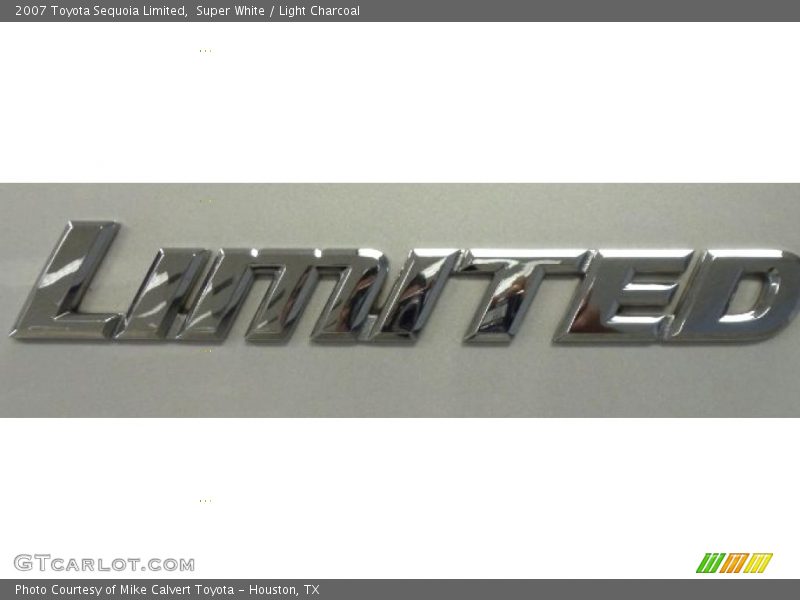Super White / Light Charcoal 2007 Toyota Sequoia Limited
