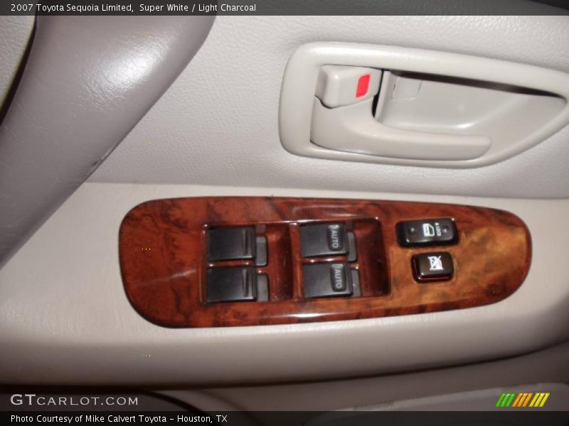 Super White / Light Charcoal 2007 Toyota Sequoia Limited