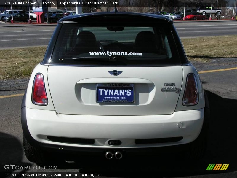 Pepper White / Black/Panther Black 2006 Mini Cooper S Hardtop