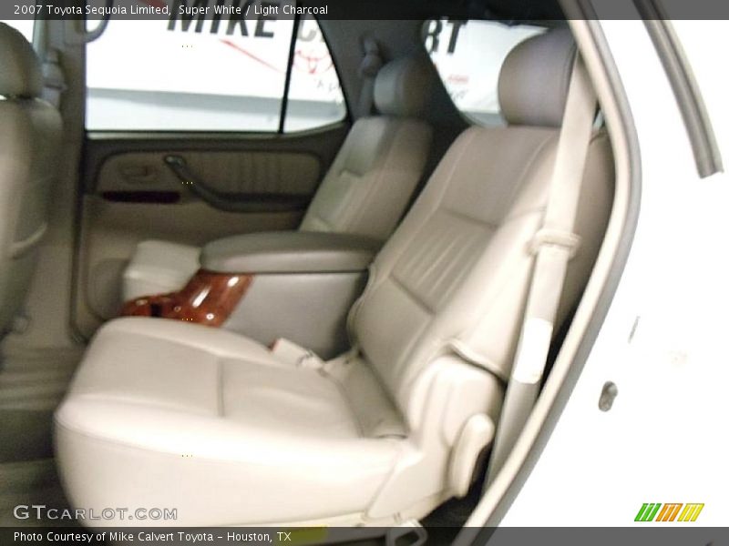 Super White / Light Charcoal 2007 Toyota Sequoia Limited