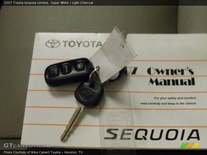 Super White / Light Charcoal 2007 Toyota Sequoia Limited