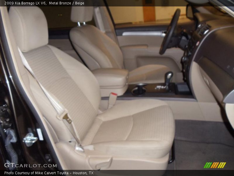 Metal Bronze / Beige 2009 Kia Borrego LX V6