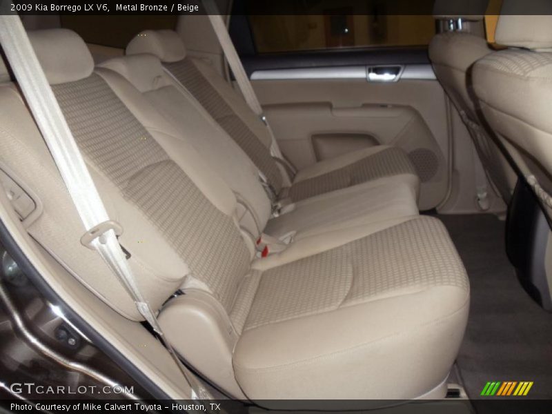 Metal Bronze / Beige 2009 Kia Borrego LX V6