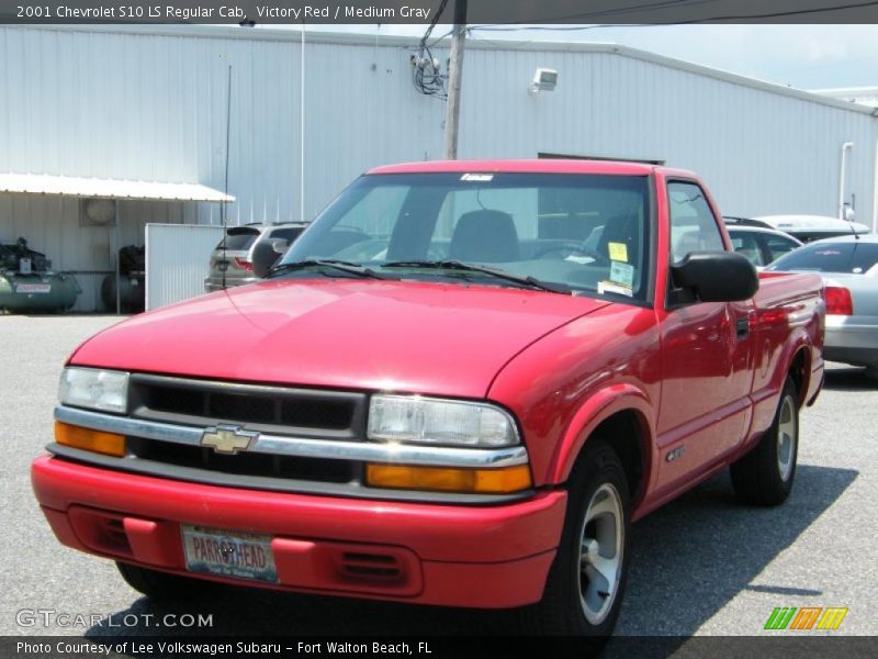 Victory Red / Medium Gray 2001 Chevrolet S10 LS Regular Cab
