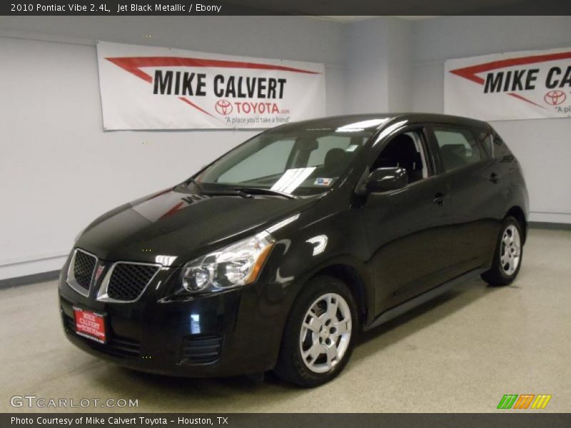 Jet Black Metallic / Ebony 2010 Pontiac Vibe 2.4L