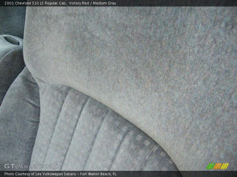 Victory Red / Medium Gray 2001 Chevrolet S10 LS Regular Cab