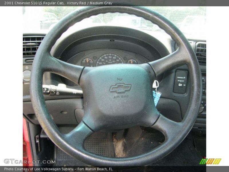Victory Red / Medium Gray 2001 Chevrolet S10 LS Regular Cab