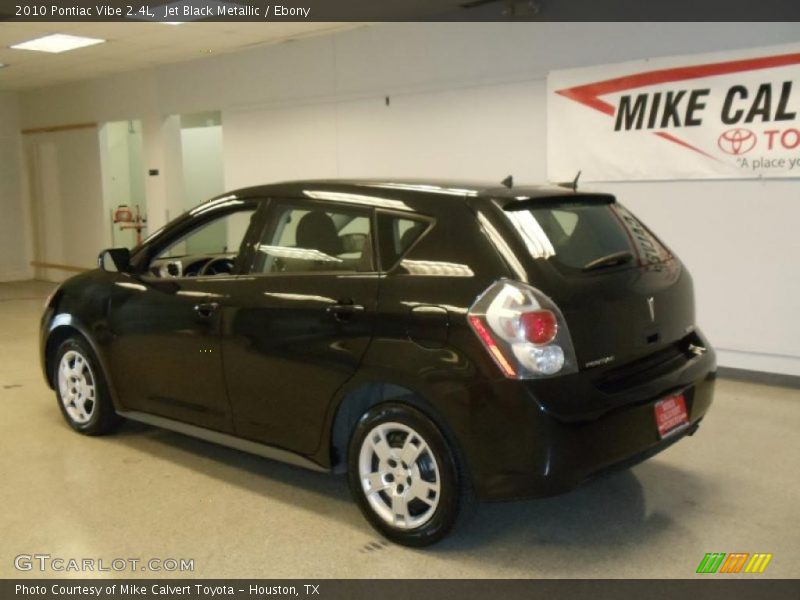 Jet Black Metallic / Ebony 2010 Pontiac Vibe 2.4L