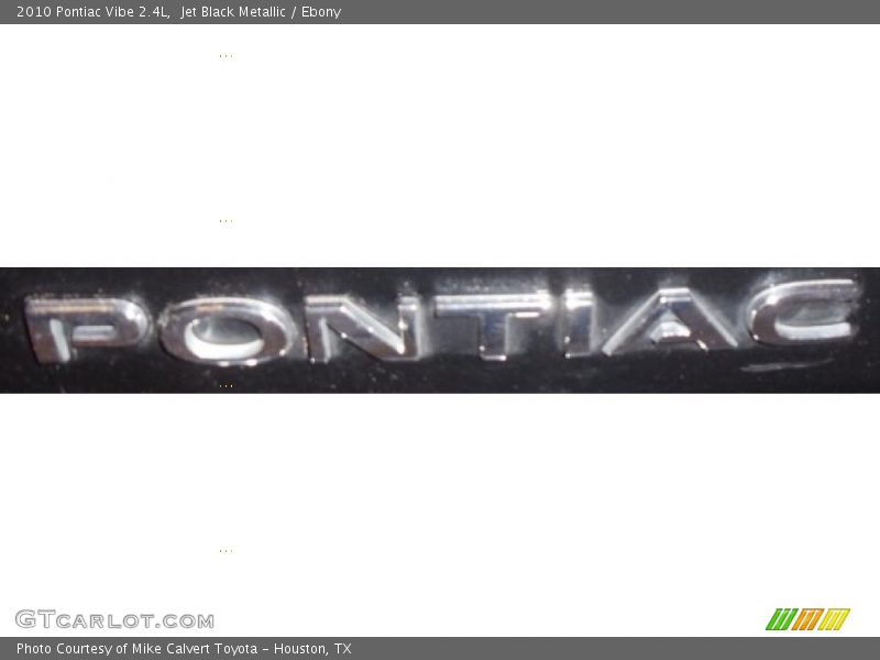 Jet Black Metallic / Ebony 2010 Pontiac Vibe 2.4L